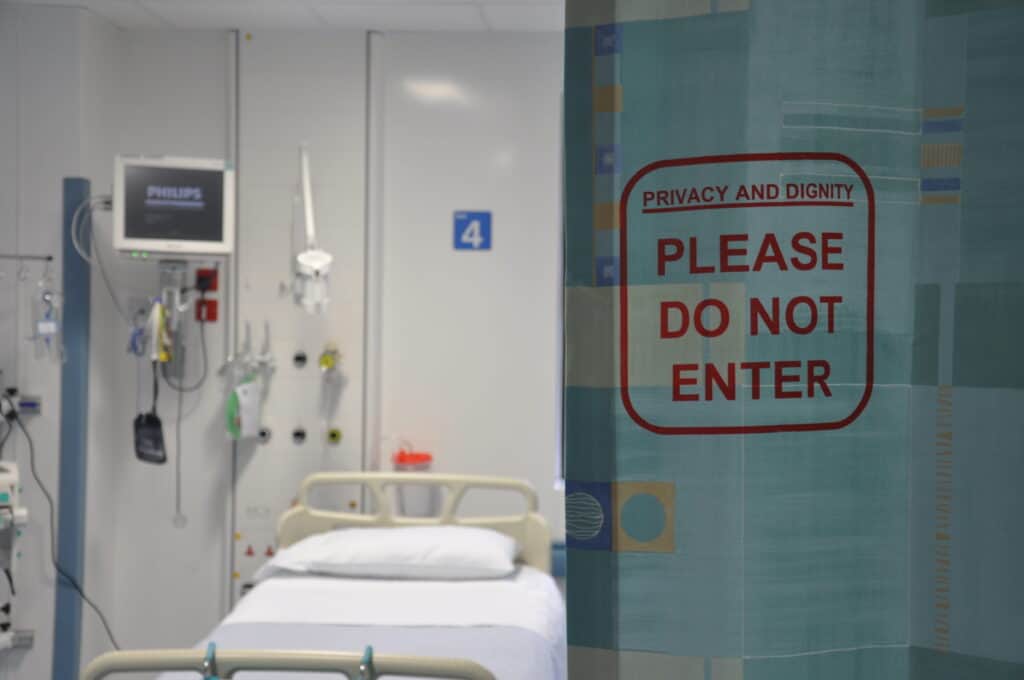 Hospital Architects - HDU, Gloucester Royal Hospital - bed view.